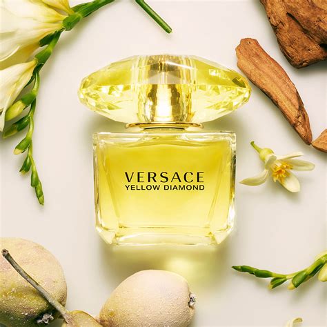 versace yellow diamond eau de toilette spray shopping express|versace yellow diamond 30 ml.